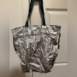 Vera Bradley silver ripstop tote bag.
